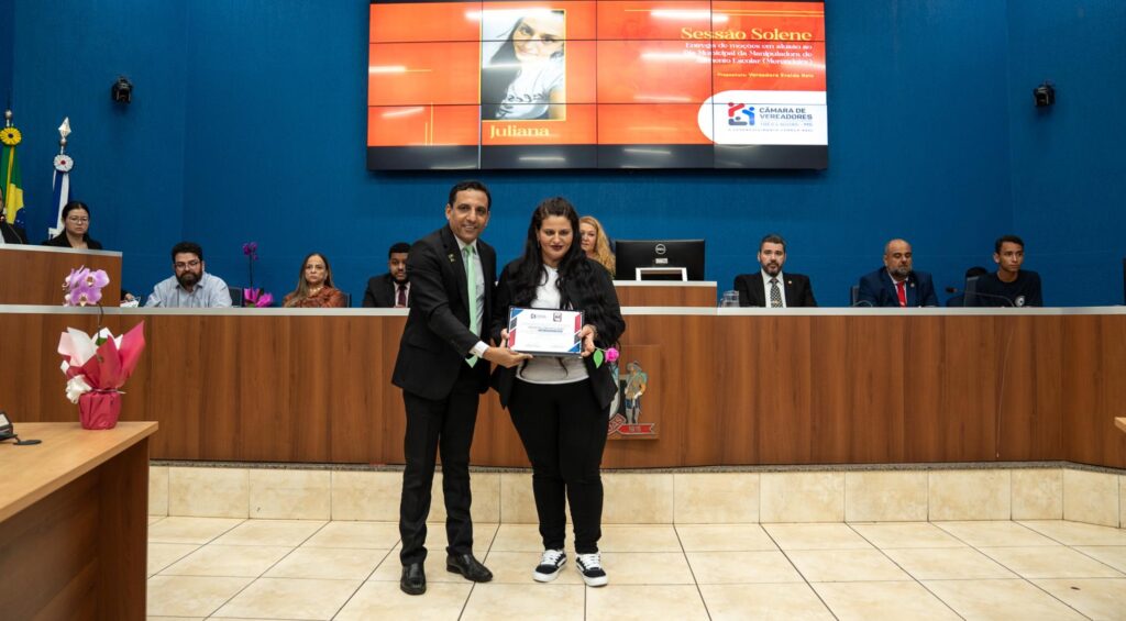 Vereadores de Três Lagoas homenageiam merendeiras que atuam em escolas, CEIs e projetos sociais Vereadores de Três Lagoas homenageiam merendeiras que atuam em escolas, CEIs e projetos sociais