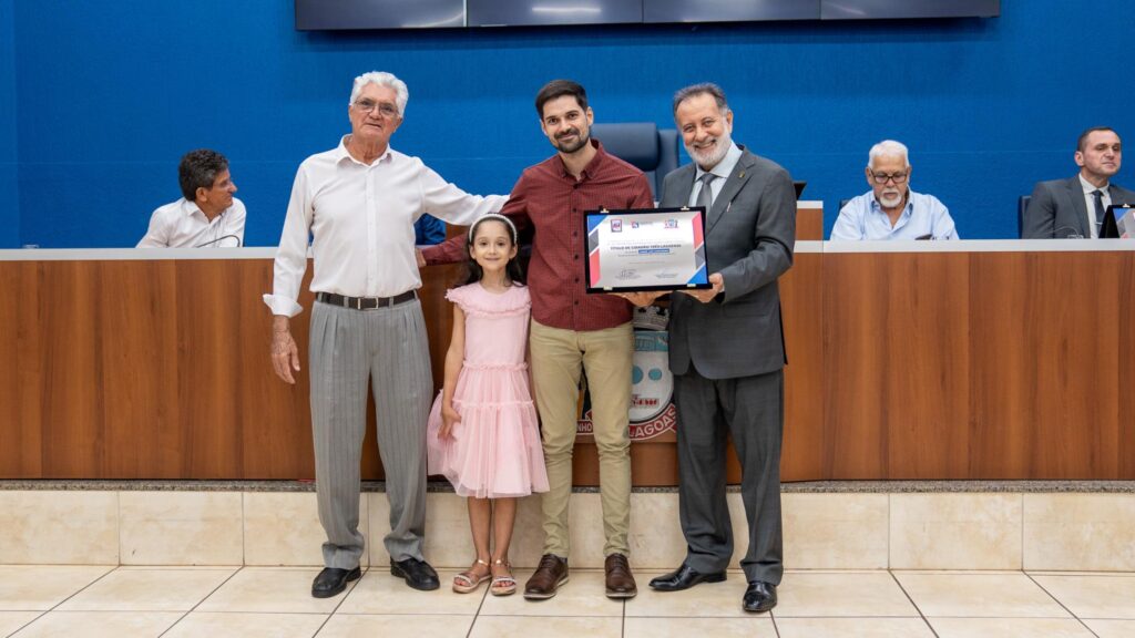 Câmara promove solenidade para entrega de homenagens