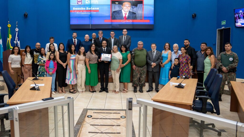 Câmara promove solenidade para entrega de homenagens