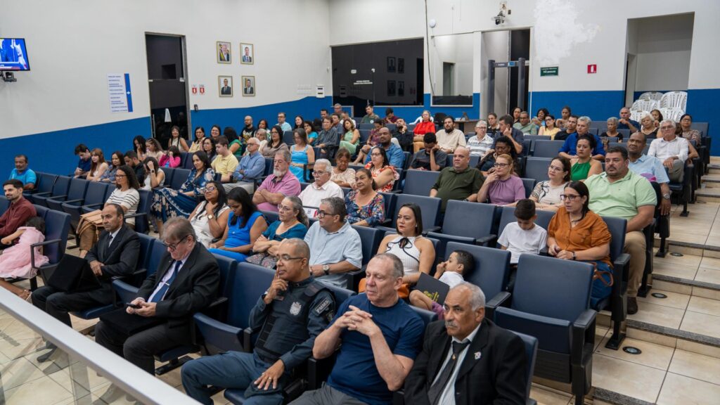 Câmara promove solenidade para entrega de homenagens
