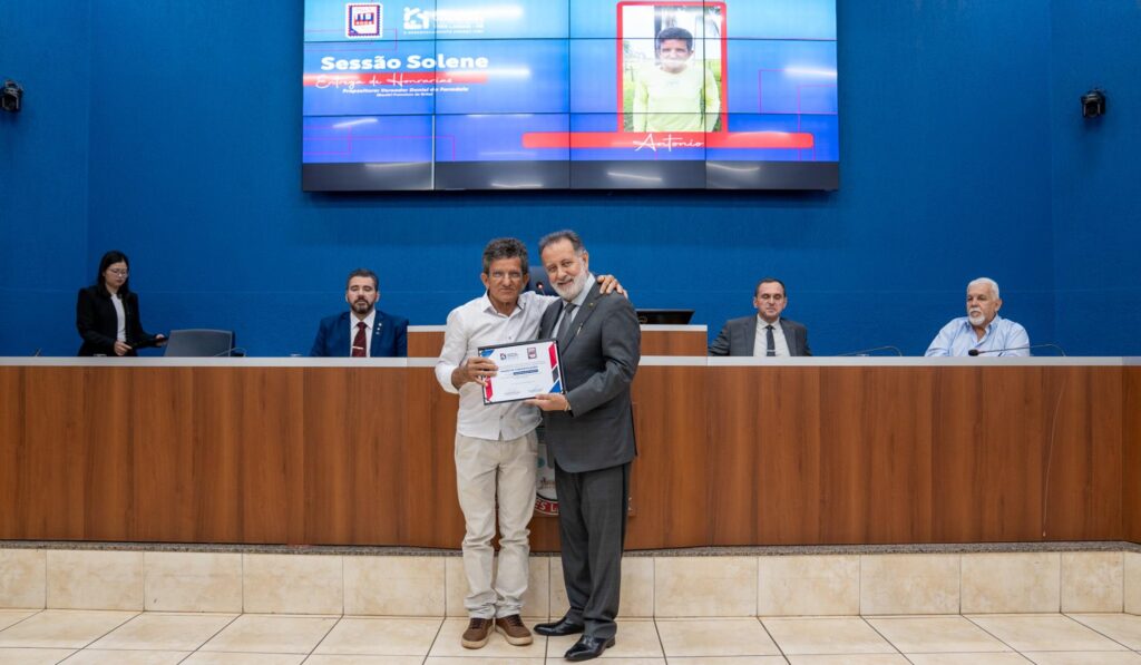 Câmara promove solenidade para entrega de homenagens