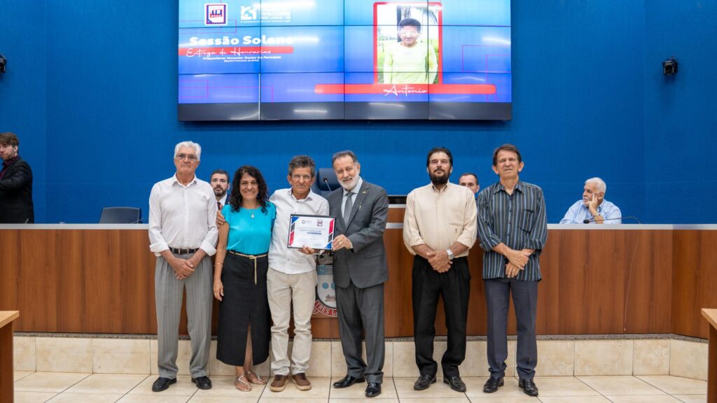 Câmara promove solenidade para entrega de homenagens