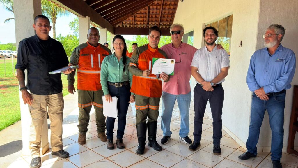 Florestas mais seguras: união do setor florestal reforça a prevenção a incêndios em Mato Grosso do Sul Florestas mais seguras: união do setor florestal reforça a prevenção a incêndios em Mato Grosso do Sul