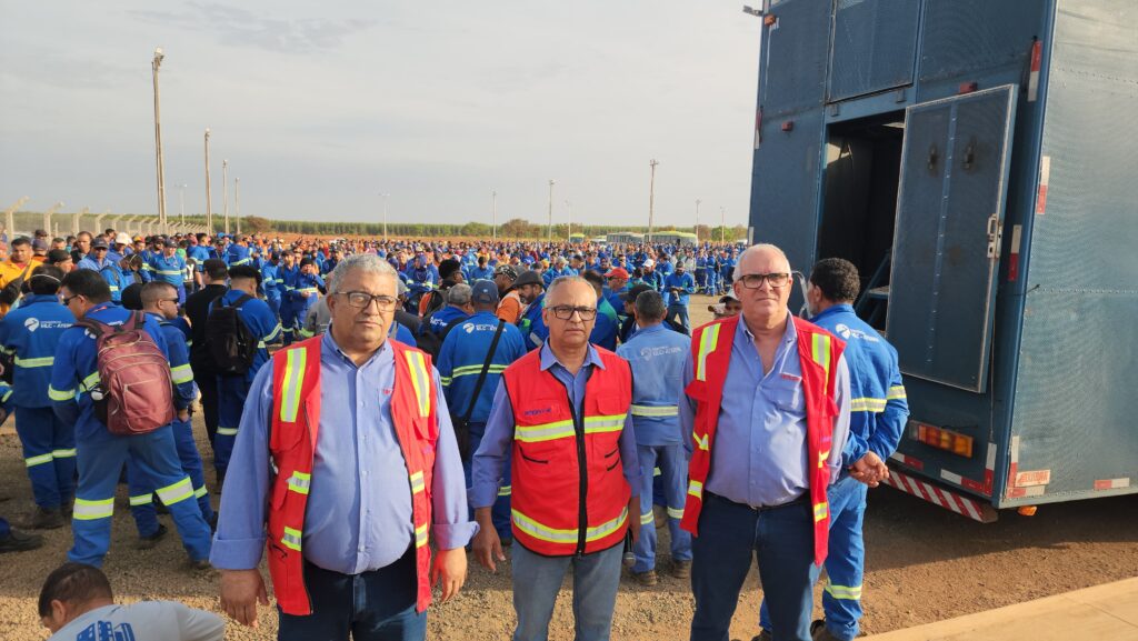 SINTIESPAV-MS se consolida como voz ativa na defesa dos trabalhadores da construção civil pesada SINTIESPAV-MS se consolida como voz ativa na defesa dos trabalhadores da construção civil pesada