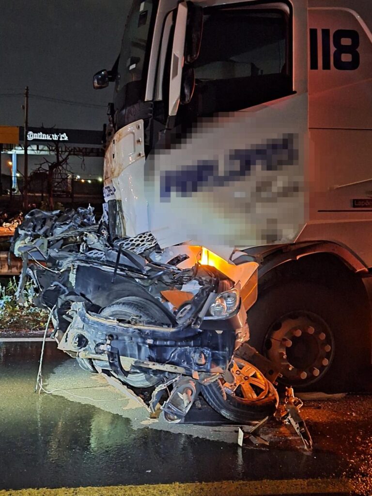 Tragédia no anel viário: Colisão entre carreta e Corolla deixa vítima fatal em Três Lagoas