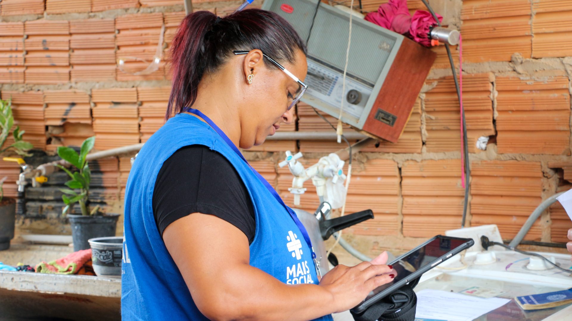 Políticas sociais avançam e 40 mil deixam a pobreza em Mato Grosso do Sul Políticas sociais avançam e 40 mil deixam a pobreza em Mato Grosso do Sul