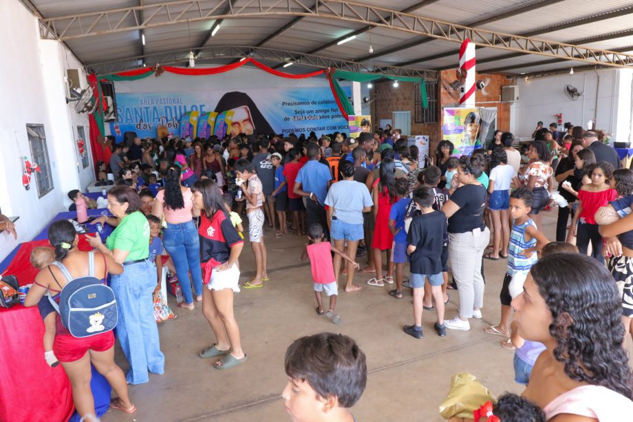 MAGIA COMPARTILHADA – Ação Social “Caixa Encantada” leva alegria e esperança às crianças de Três Lagoas