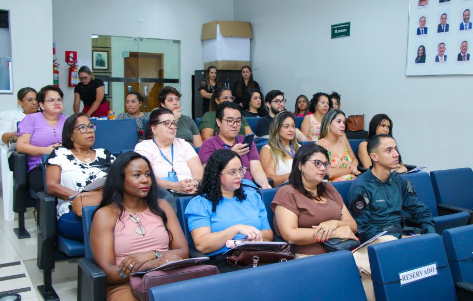 Prefeitura realiza abertura do curso de formação em escuta especializada para fortalecimento da rede de proteção à criança e ao adolescente