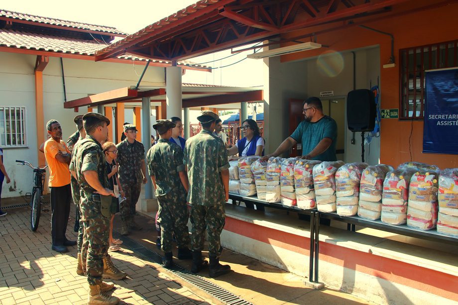 Prefeitura de Três Lagoas inicia entrega das Cestas de Natal para famílias assistidas pela Assistência Social Prefeitura de Três Lagoas inicia entrega das Cestas de Natal para famílias assistidas pela Assistência Social