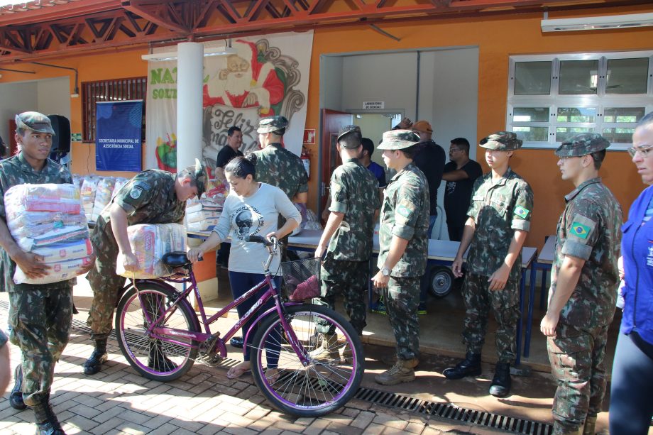 Prefeitura de Três Lagoas inicia entrega das Cestas de Natal para famílias assistidas pela Assistência Social Prefeitura de Três Lagoas inicia entrega das Cestas de Natal para famílias assistidas pela Assistência Social