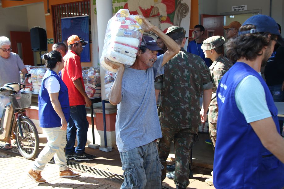 Prefeitura de Três Lagoas inicia entrega das Cestas de Natal para famílias assistidas pela Assistência Social Prefeitura de Três Lagoas inicia entrega das Cestas de Natal para famílias assistidas pela Assistência Social
