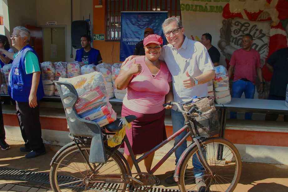 Prefeitura de Três Lagoas inicia entrega das Cestas de Natal para famílias assistidas pela Assistência Social Prefeitura de Três Lagoas inicia entrega das Cestas de Natal para famílias assistidas pela Assistência Social