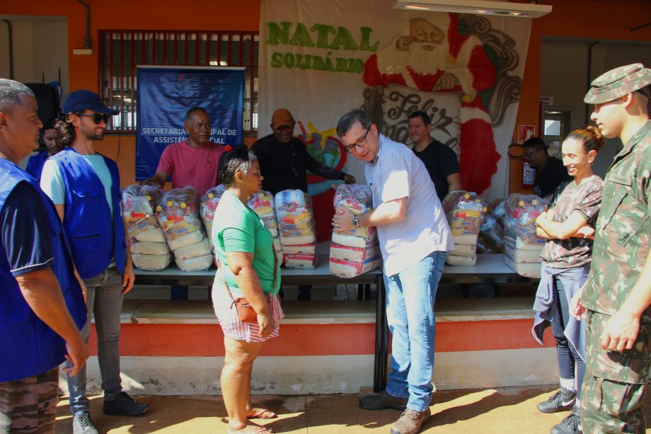 Prefeitura de Três Lagoas inicia entrega das Cestas de Natal para famílias assistidas pela Assistência Social Prefeitura de Três Lagoas inicia entrega das Cestas de Natal para famílias assistidas pela Assistência Social
