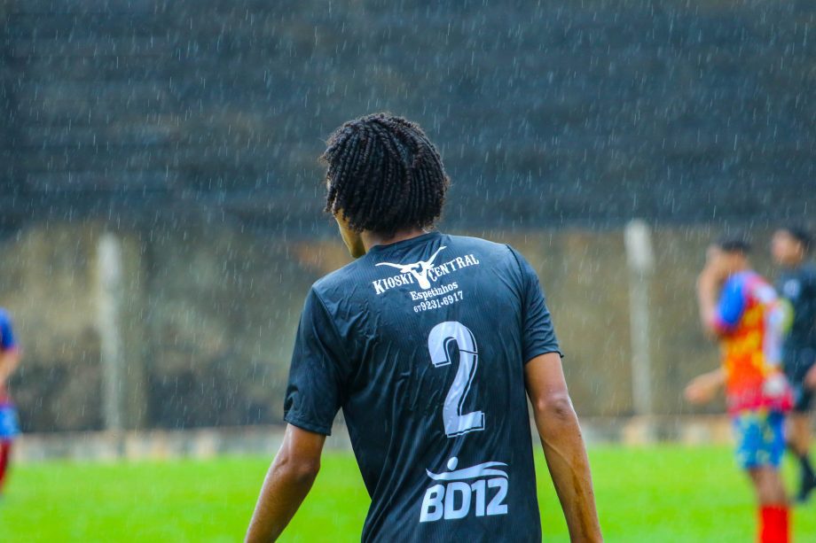 Equipe Arapuá/Prof. Lelão conquista o título do Campeonato Municipal de Futebol Sub-17 Equipe Arapuá/Prof. Lelão conquista o título do Campeonato Municipal de Futebol Sub-17