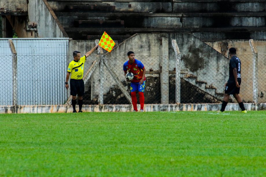 Equipe Arapuá/Prof. Lelão conquista o título do Campeonato Municipal de Futebol Sub-17 Equipe Arapuá/Prof. Lelão conquista o título do Campeonato Municipal de Futebol Sub-17