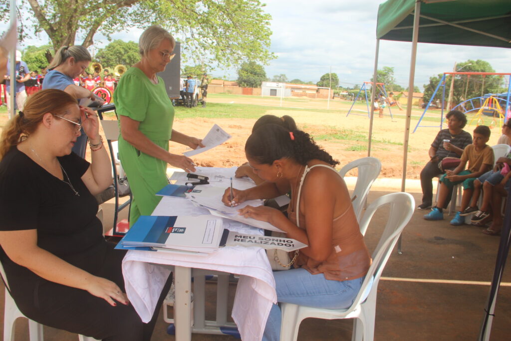Sonho da Casa Própria: Prefeitura realiza entrega de 20 novas unidades habitacionais em Três Lagoas Sonho da Casa Própria: Prefeitura realiza entrega de 20 novas unidades habitacionais em Três Lagoas