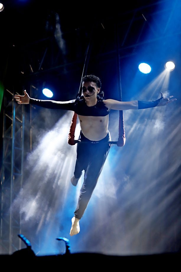 Espetáculo “Circus” encanta público e reúne mais de 300 bailarinas no Natal Encantado 2025 de Três Lagoas