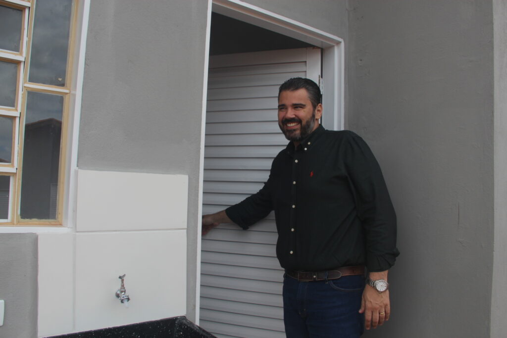Sonho da Casa Própria: Prefeitura realiza entrega de 20 novas unidades habitacionais em Três Lagoas Sonho da Casa Própria: Prefeitura realiza entrega de 20 novas unidades habitacionais em Três Lagoas