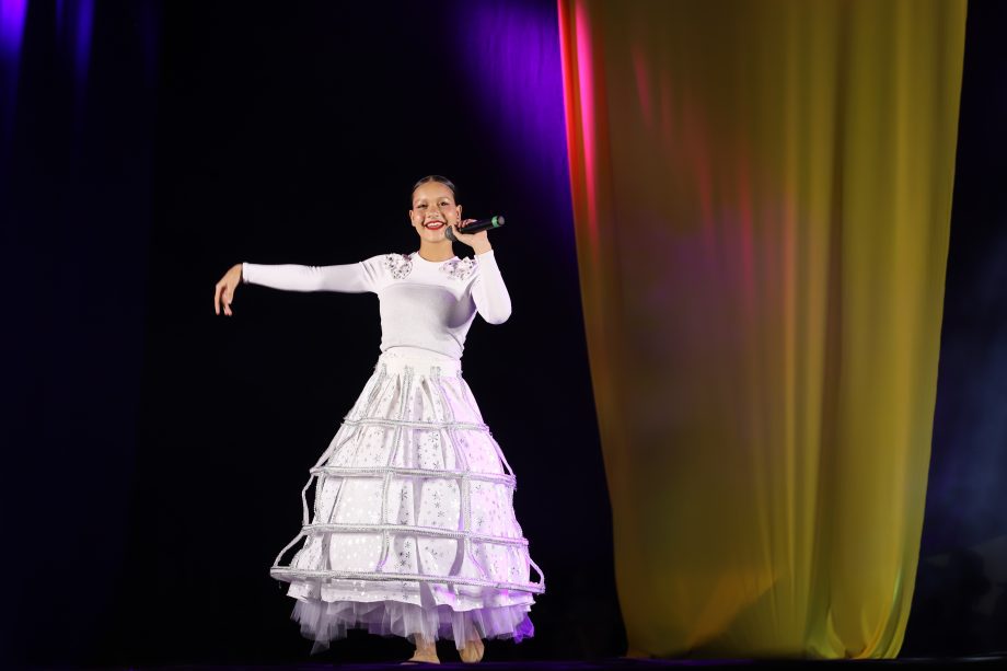 Espetáculo “Circus” encanta público e reúne mais de 300 bailarinas no Natal Encantado 2025 de Três Lagoas