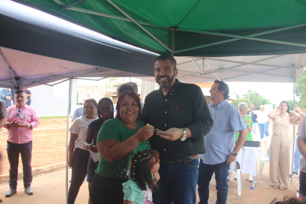 Sonho da Casa Própria: Prefeitura realiza entrega de 20 novas unidades habitacionais em Três Lagoas Sonho da Casa Própria: Prefeitura realiza entrega de 20 novas unidades habitacionais em Três Lagoas