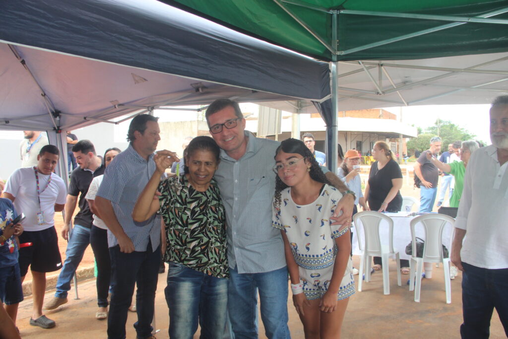 Sonho da Casa Própria: Prefeitura realiza entrega de 20 novas unidades habitacionais em Três Lagoas Sonho da Casa Própria: Prefeitura realiza entrega de 20 novas unidades habitacionais em Três Lagoas