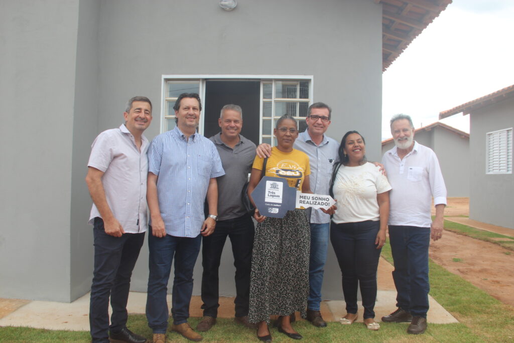Sonho da Casa Própria: Prefeitura realiza entrega de 20 novas unidades habitacionais em Três Lagoas Sonho da Casa Própria: Prefeitura realiza entrega de 20 novas unidades habitacionais em Três Lagoas