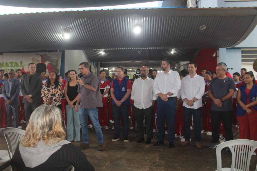 Prefeito Dr. Cassiano Maia dá continuidade às entregas de cestas básicas em Três Lagoas Prefeito Dr. Cassiano Maia dá continuidade às entregas de cestas básicas em Três Lagoas