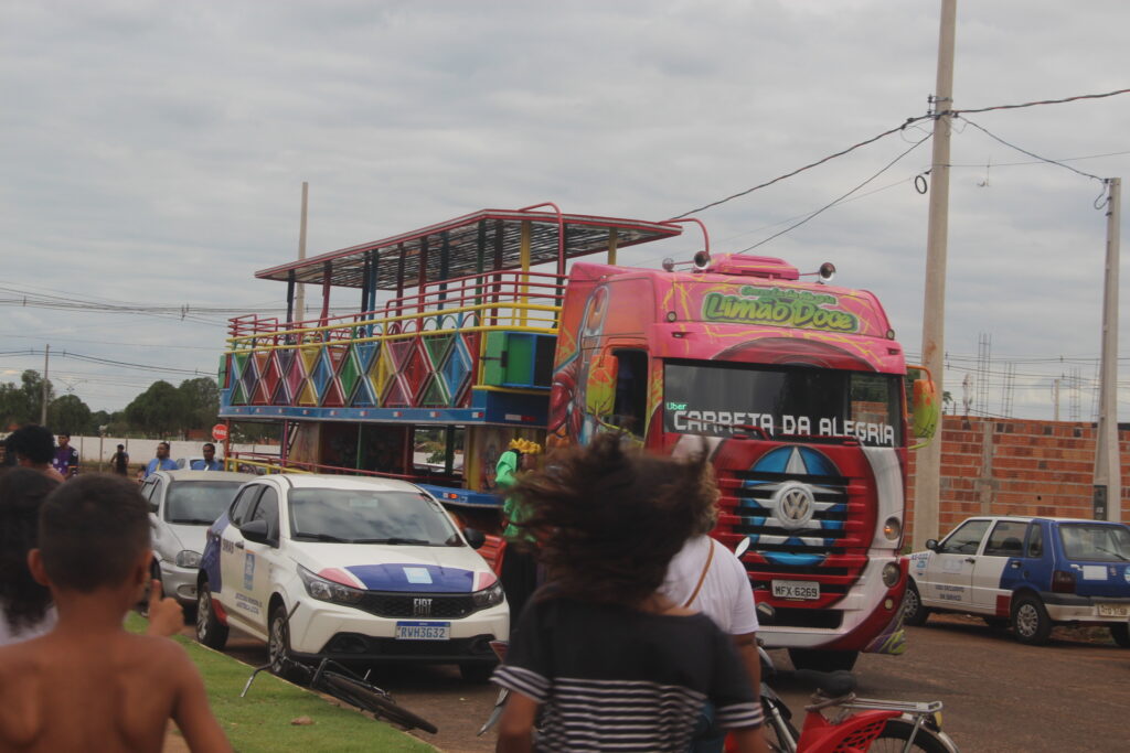 Magia, sorrisos e esperança marcam entrega de brinquedos em Três Lagoas Magia, sorrisos e esperança marcam entrega de brinquedos em Três Lagoas