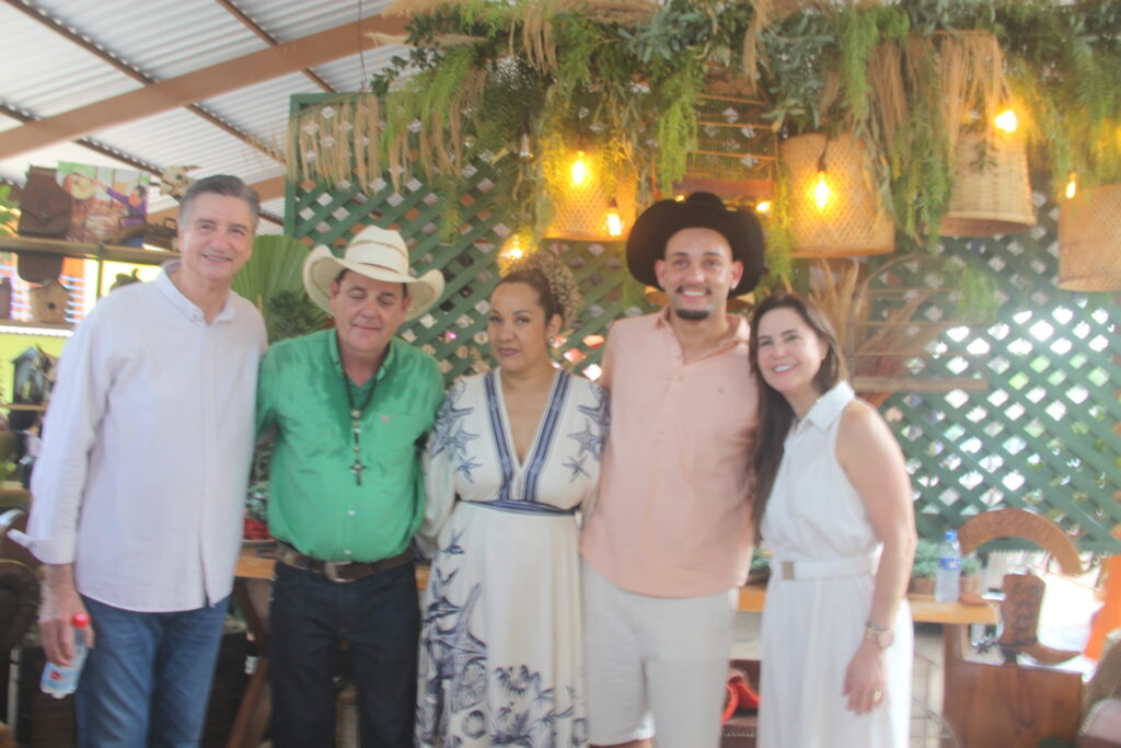 Aniversário de Ângelo Guerreiro reúne família, autoridades e aliados em celebração especial no Rancho West Country