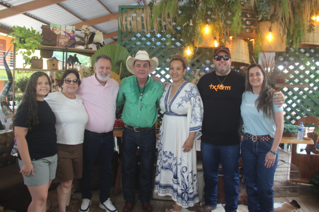 Aniversário de Ângelo Guerreiro reúne família, autoridades e aliados em celebração especial no Rancho West Country
