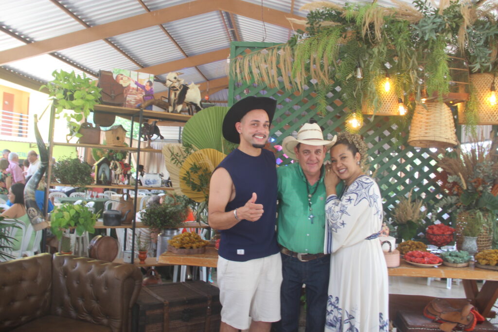 Aniversário de Ângelo Guerreiro reúne família, autoridades e aliados em celebração especial no Rancho West Country