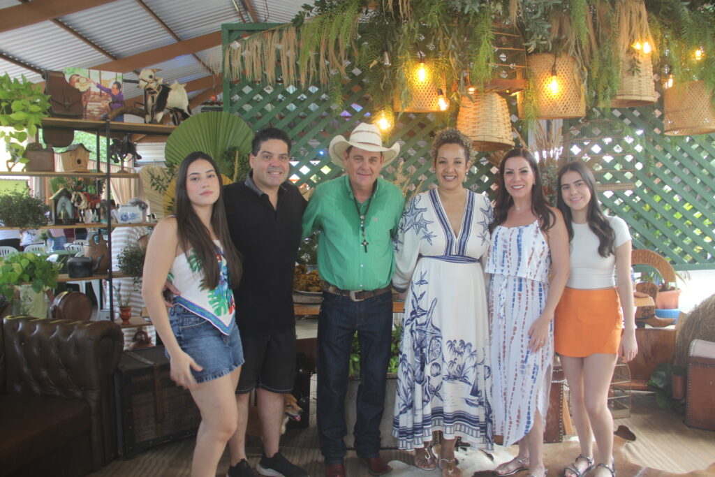 Aniversário de Ângelo Guerreiro reúne família, autoridades e aliados em celebração especial no Rancho West Country