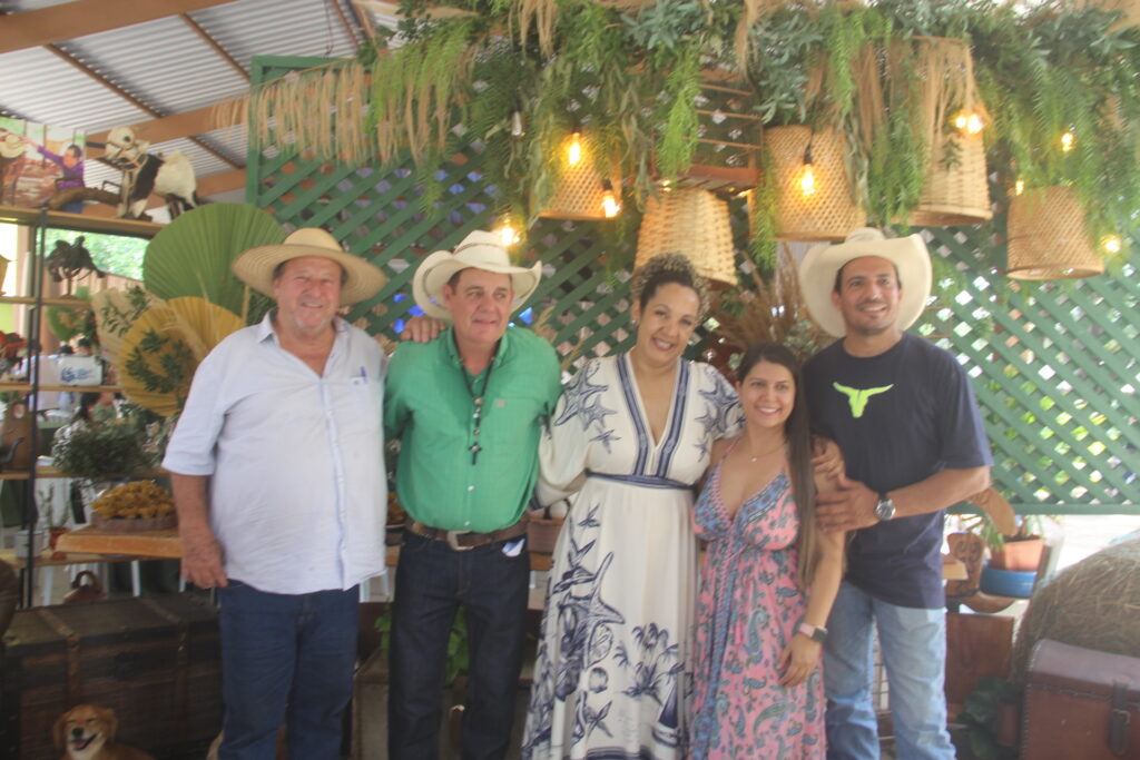 Aniversário de Ângelo Guerreiro reúne família, autoridades e aliados em celebração especial no Rancho West Country