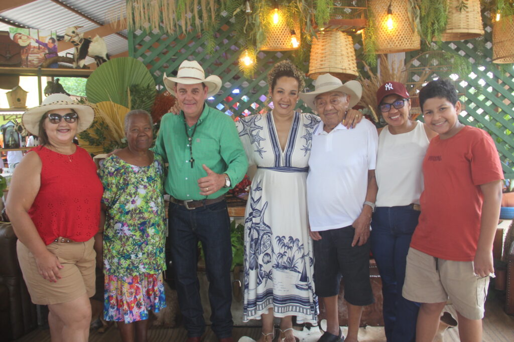 Aniversário de Ângelo Guerreiro reúne família, autoridades e aliados em celebração especial no Rancho West Country