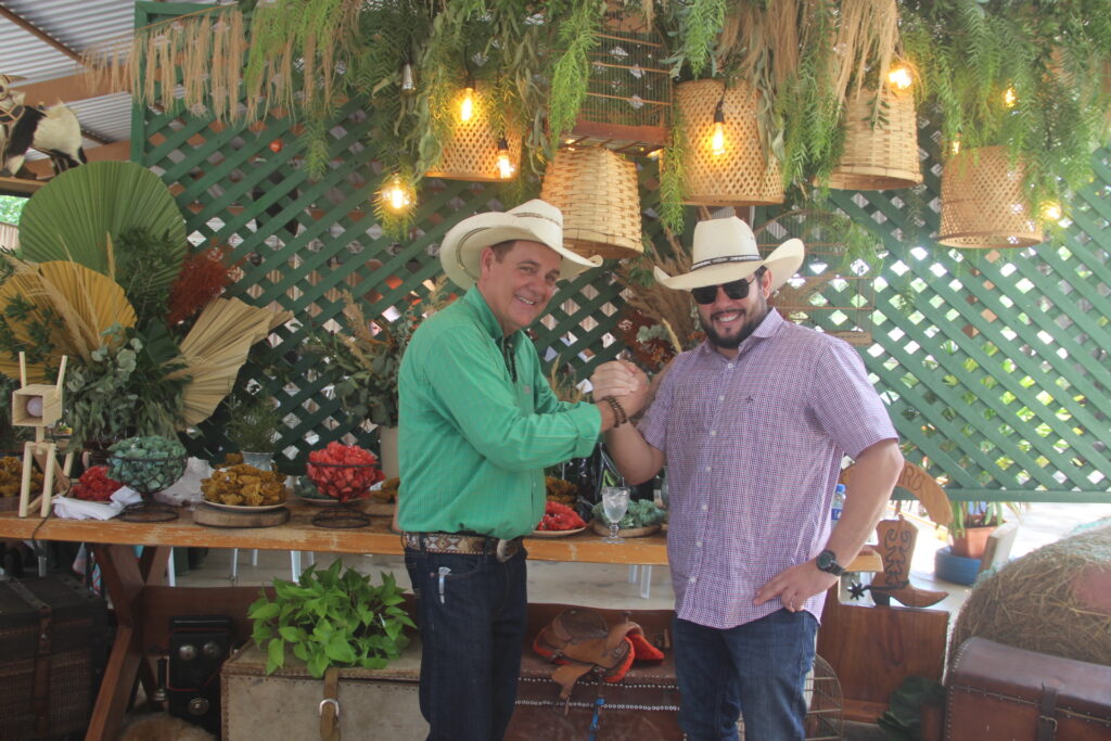 Aniversário de Ângelo Guerreiro reúne família, autoridades e aliados em celebração especial no Rancho West Country