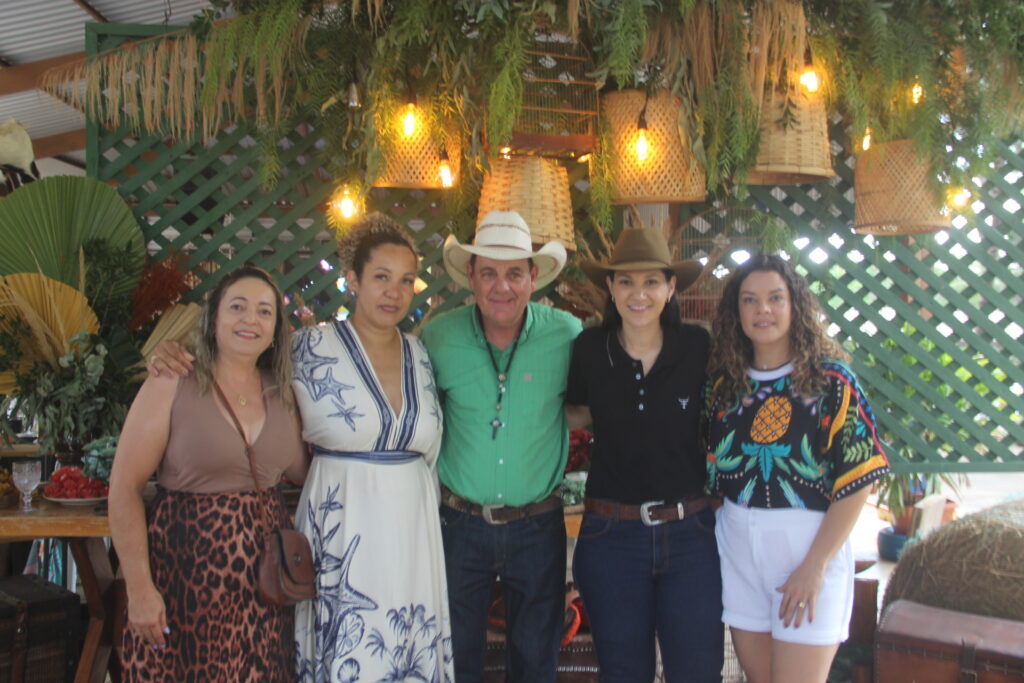 Aniversário de Ângelo Guerreiro reúne família, autoridades e aliados em celebração especial no Rancho West Country