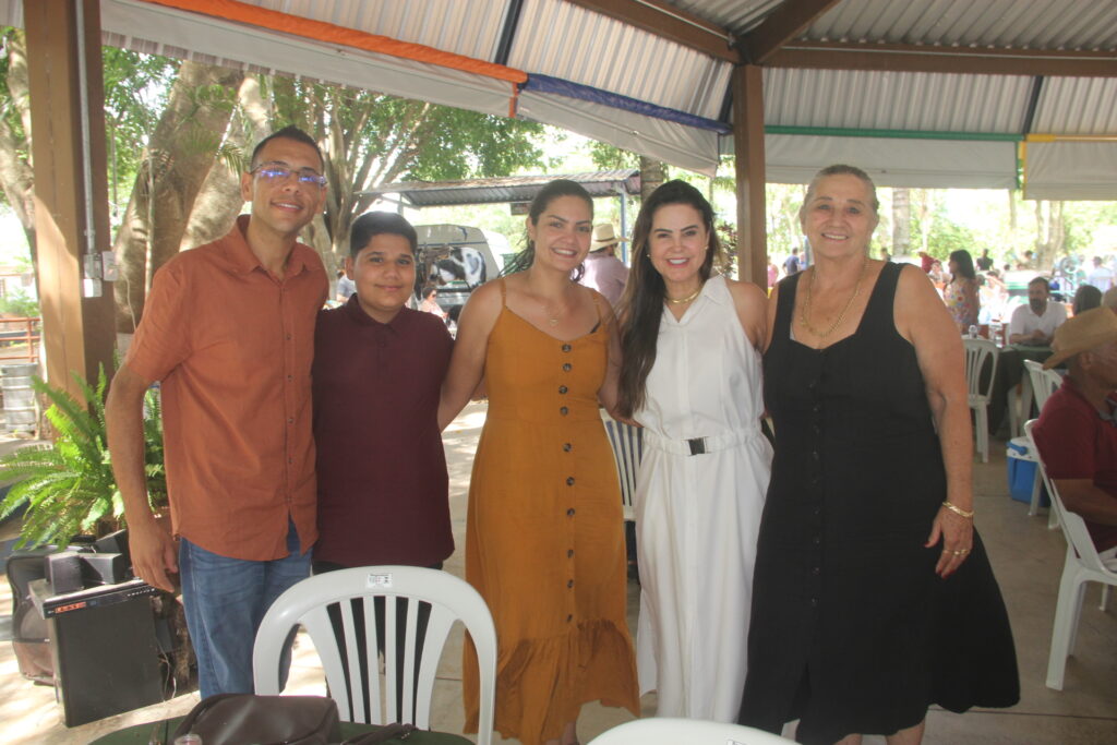 Aniversário de Ângelo Guerreiro reúne família, autoridades e aliados em celebração especial no Rancho West Country