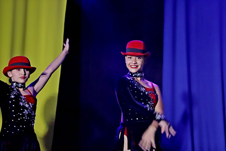 Espetáculo “Circus” encanta público e reúne mais de 300 bailarinas no Natal Encantado 2025 de Três Lagoas