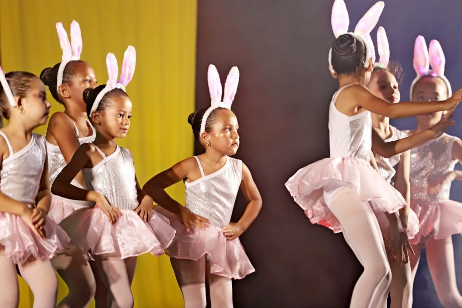 Espetáculo “Circus” encanta público e reúne mais de 300 bailarinas no Natal Encantado 2025 de Três Lagoas