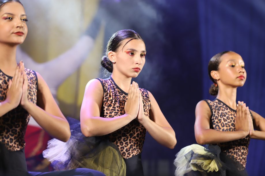 Espetáculo “Circus” encanta público e reúne mais de 300 bailarinas no Natal Encantado 2025 de Três Lagoas