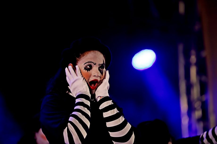 Espetáculo “Circus” encanta público e reúne mais de 300 bailarinas no Natal Encantado 2025 de Três Lagoas