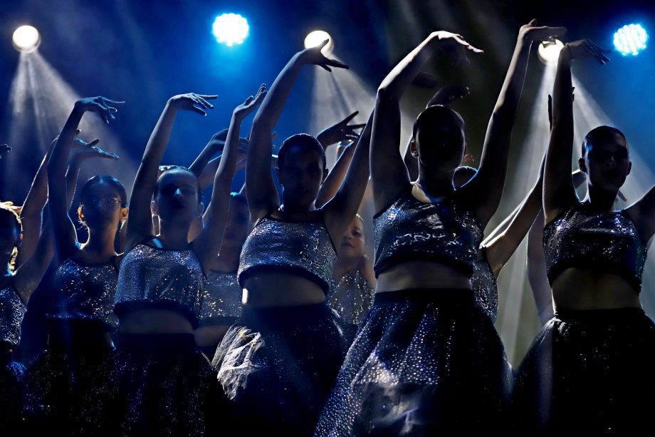 Espetáculo “Circus” encanta público e reúne mais de 300 bailarinas no Natal Encantado 2025 de Três Lagoas