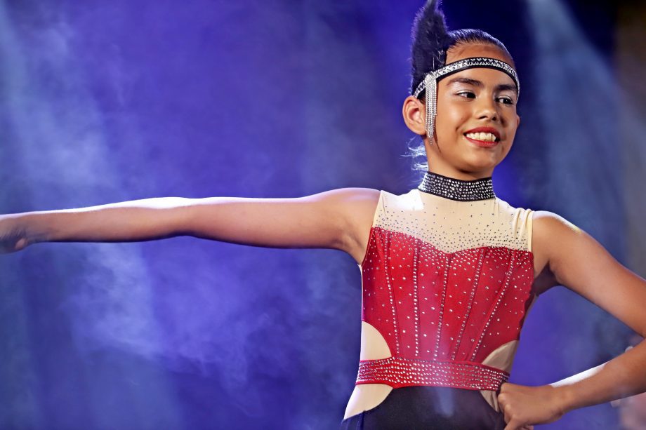 Espetáculo “Circus” encanta público e reúne mais de 300 bailarinas no Natal Encantado 2025 de Três Lagoas