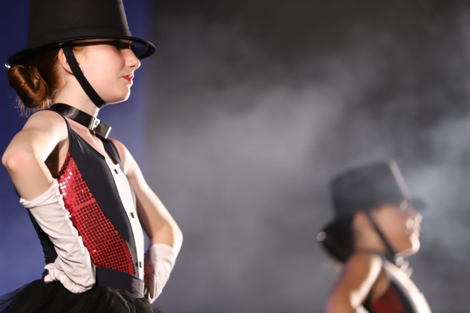 Espetáculo “Circus” encanta público e reúne mais de 300 bailarinas no Natal Encantado 2025 de Três Lagoas