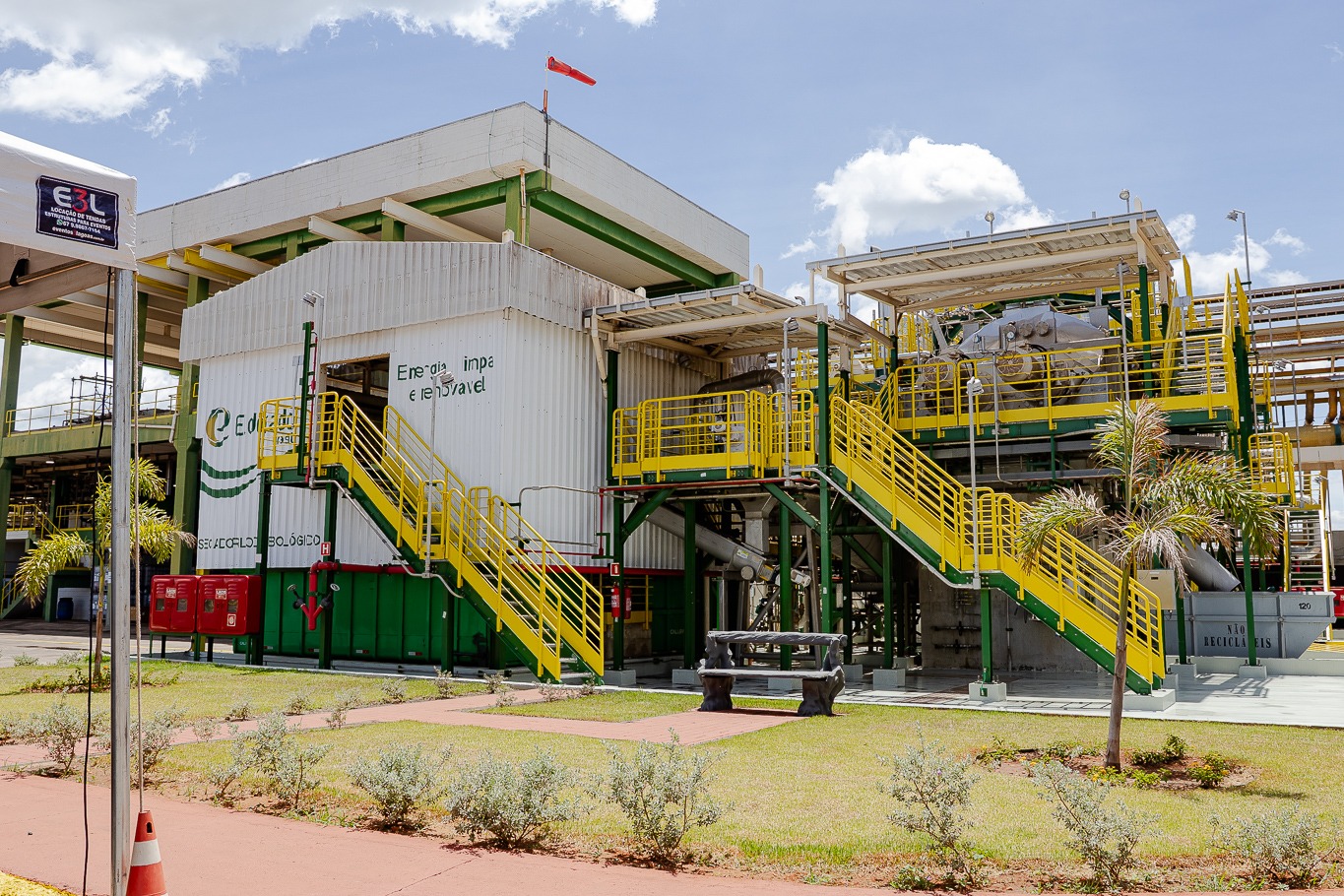 Eldorado Brasil inicia operação de planta de secagem de lodo biológico em Três Lagoas Eldorado Brasil inicia operação de planta de secagem de lodo biológico em Três Lagoas