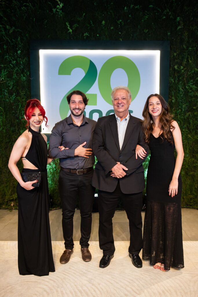 Duas décadas de articulação e crescimento: Reflore/MS comemora 20 anos com homenagens e de olho no futuro Duas décadas de articulação e crescimento: Reflore/MS comemora 20 anos com homenagens e de olho no futuro