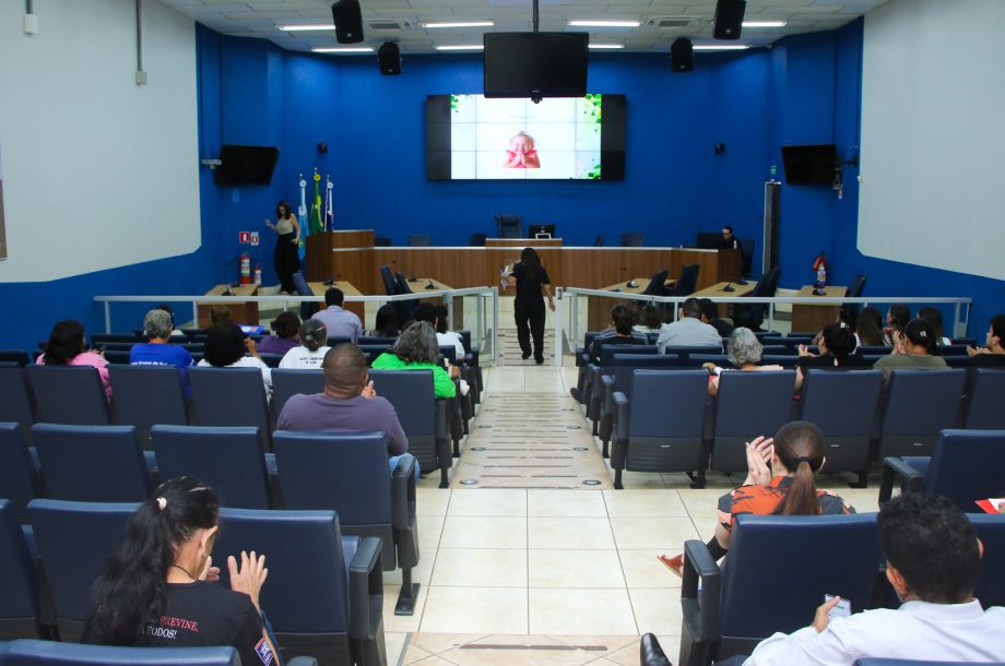 Três Lagoas dá início ao 1º Simpósio de HIV/AIDS com foco em prevenção, cuidado e enfrentamento ao estigma Três Lagoas dá início ao 1º Simpósio de HIV/AIDS com foco em prevenção, cuidado e enfrentamento ao estigma