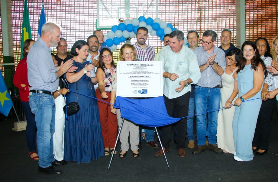 Prefeito de Três Lagoas acompanha governador em visita a obras e entrega de reformas que beneficiam mais de 7,7 mil alunos Prefeito de Três Lagoas acompanha governador em visita a obras e entrega de reformas que beneficiam mais de 7,7 mil alunos