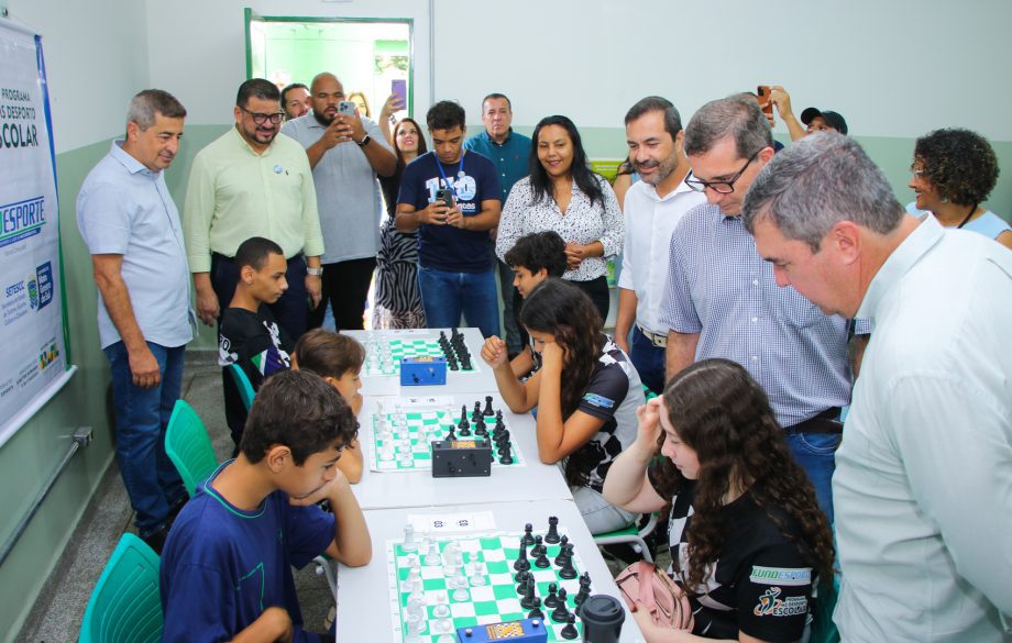 Prefeito de Três Lagoas acompanha governador em visita a obras e entrega de reformas que beneficiam mais de 7,7 mil alunos Prefeito de Três Lagoas acompanha governador em visita a obras e entrega de reformas que beneficiam mais de 7,7 mil alunos