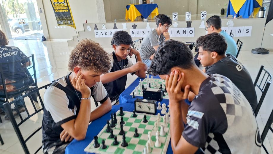 Três Lagoas recebeu 50 duplas para o I Torneio de Xadrez Australiano de Xadrez